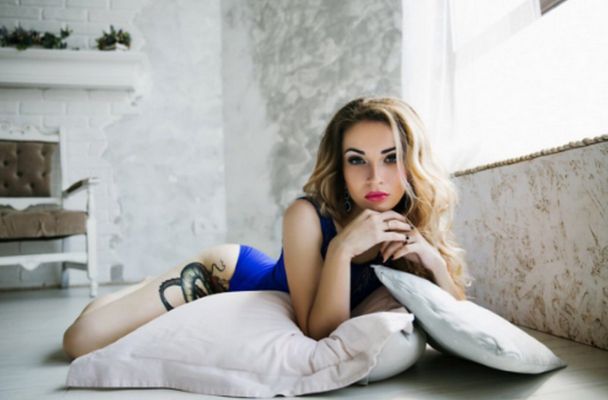 Kinky couple hooker in Abu Dhabi Kasandra, 169 cm, 52 kg