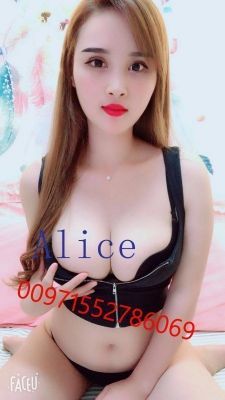  Alice escorts local men and tourists in Abu Dhabi
