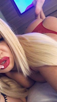 Curvy20yo full service from the best escort provider in Abu Dhabi