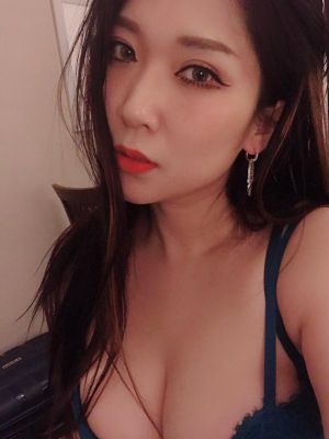 1 hour with low rate call girl Michelle costs USD 600