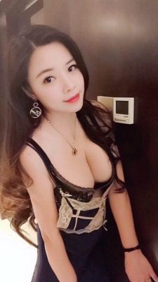 Exclusive escort in Abu Dhabi: Angela - sex services from USD 600/hr