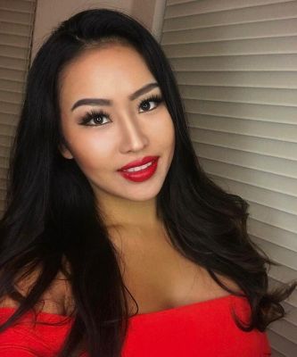Emma, 0 y.o., call girl rate USD 1000/hr