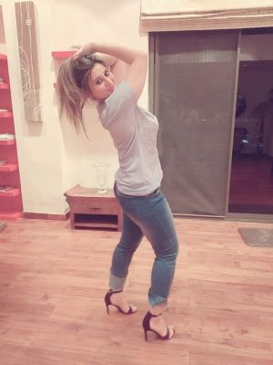 Kinky couple hooker in Abu Dhabi +971554116818 Mona, 167 cm, 53 kg