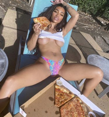 Escort service from Abu Dhabi hooker Susan: call +971 55 942 8237