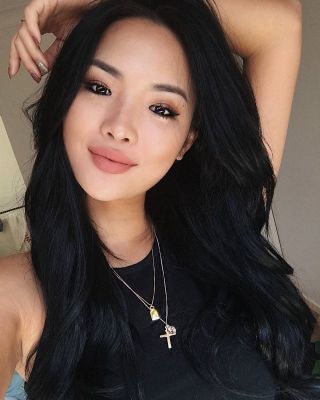 Abu Dhabi female escort can suck for 600