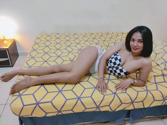 Abu Dhabi escort for A-Level sex: Sisi (45 kg, 164 cm)
