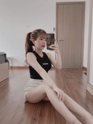 One of the best escorts Abu Dhabi has to offer — Lisa on sexabudhabi.com